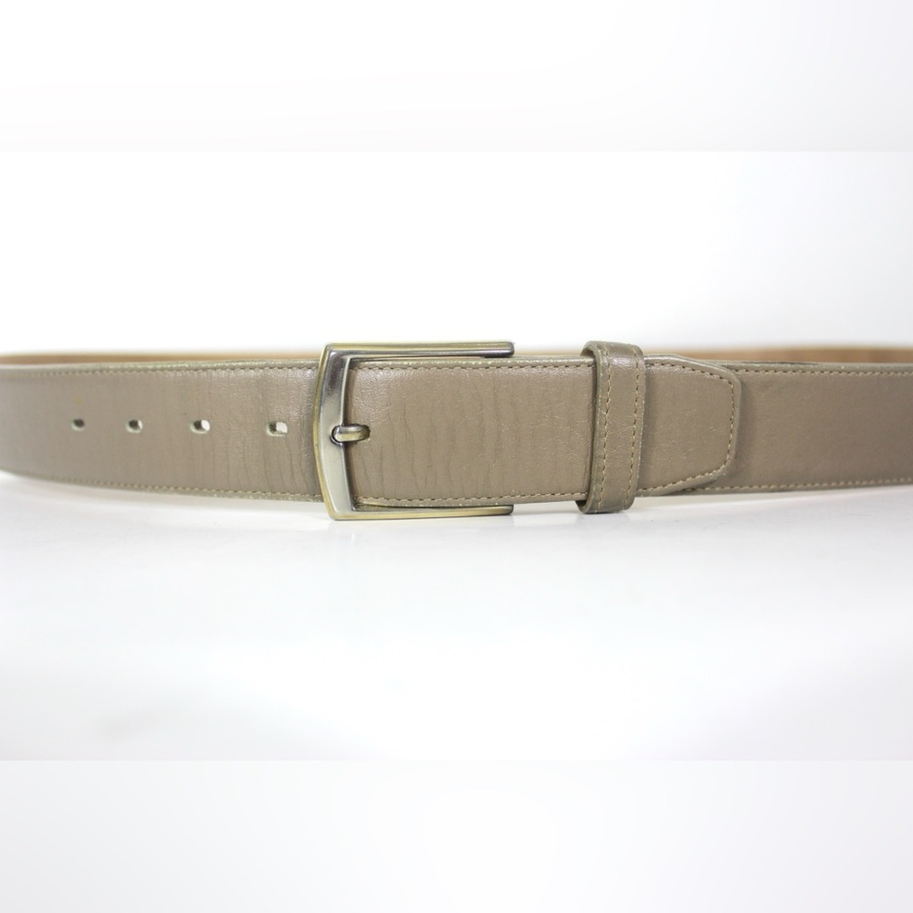 Vintage 90’s Beige Off White Ecru Calf Grain Leather Belt Gold and Silver Buckle